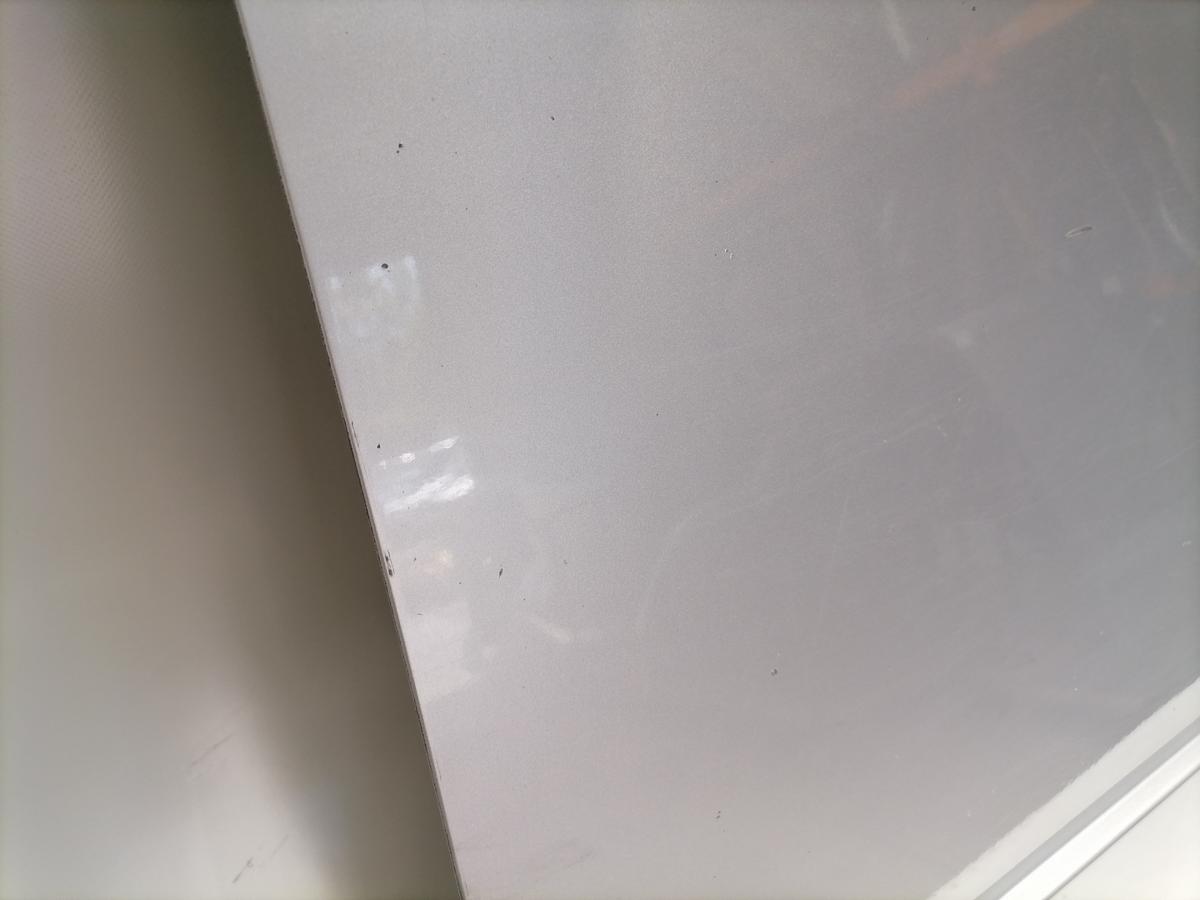 Renault Trafic 2 original Schiebet&uuml;r rechts Kastenwagen ohne Scheibe Silber Bj.2008